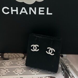 CC classic mini earrings, silver